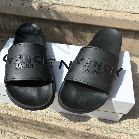 Givenchy Black Embossed Slides - Picture 1 of 6